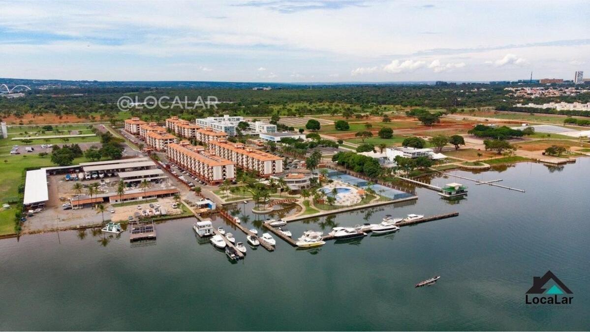 Flat Beira Lago No Centro De Bsb Brasília Eksteriør bilde